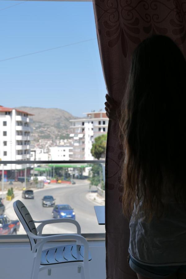 Lumi Hotel Sarandë Exterior foto